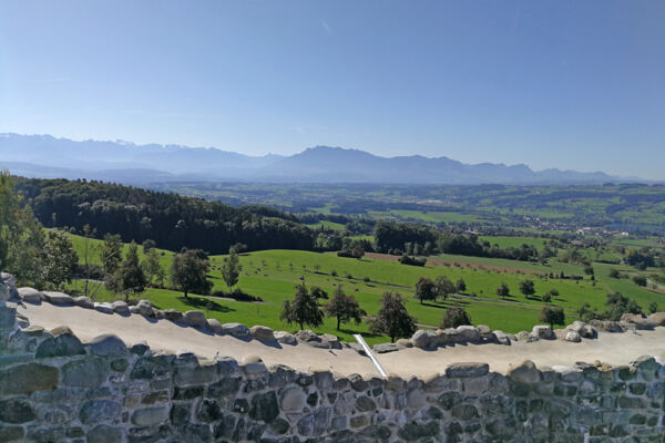 Die Berge vor Augen, die Seen zu Füssen