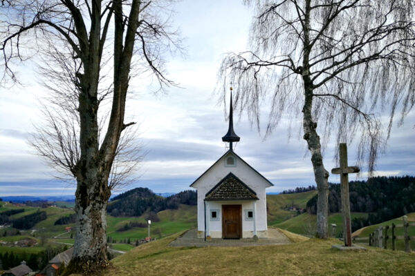 Über's Ahorn am Grenzpfad Luzern-Bern