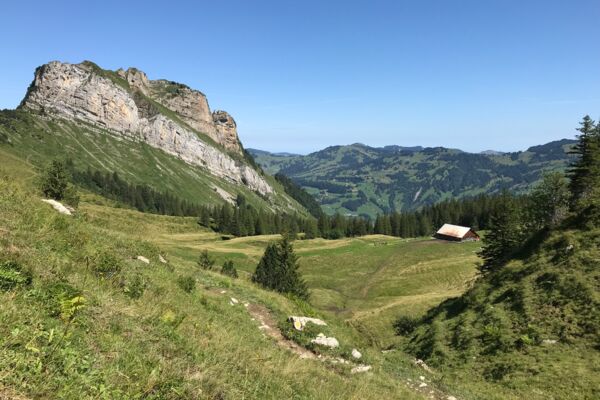 Aussichtsreich zur Lidernenhütte