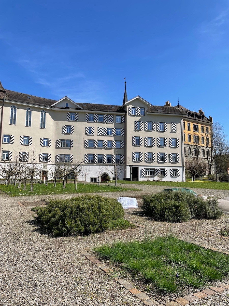 Im Innenhof des Klosters Baldegg