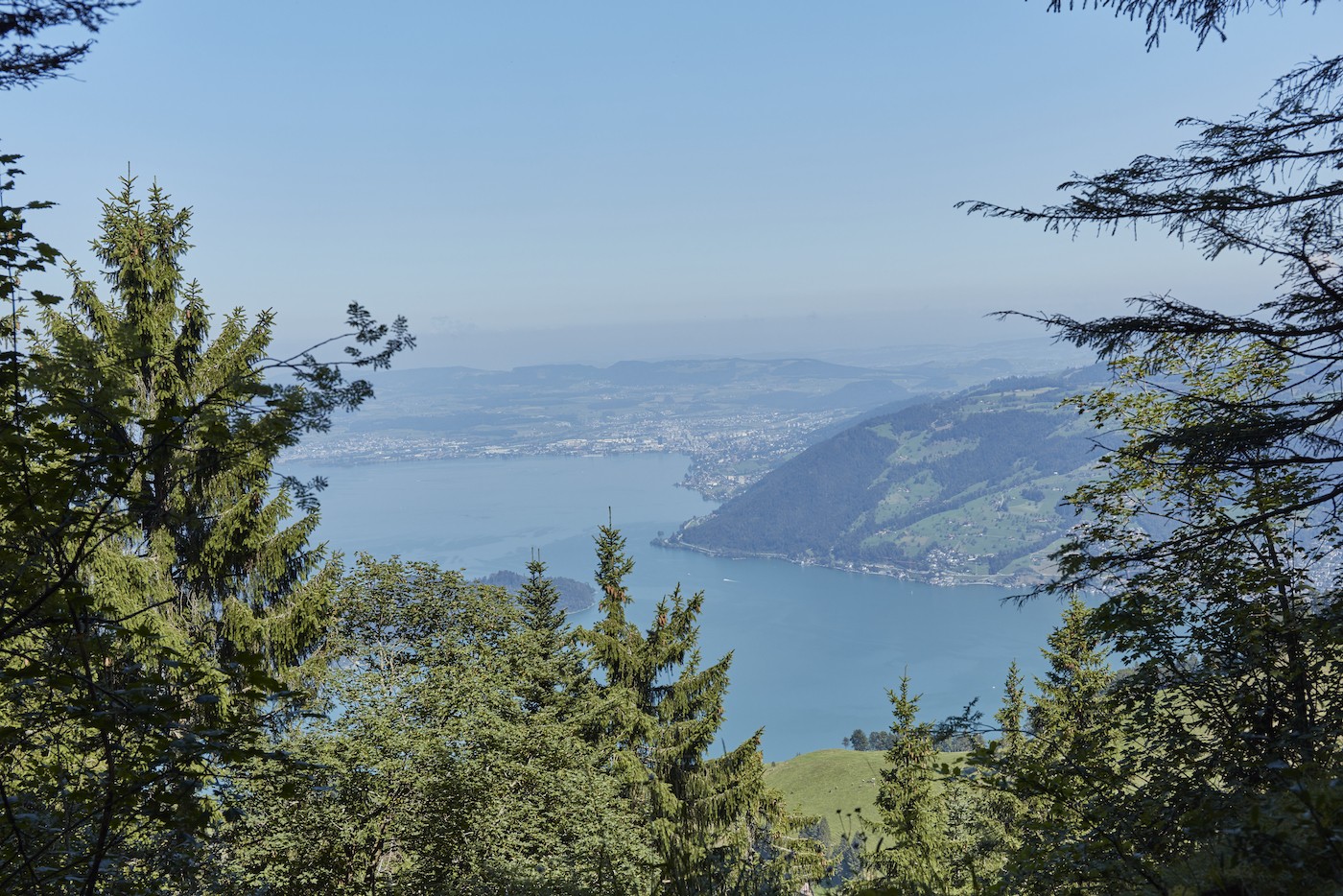 (c) RIGI BAHNEN AG